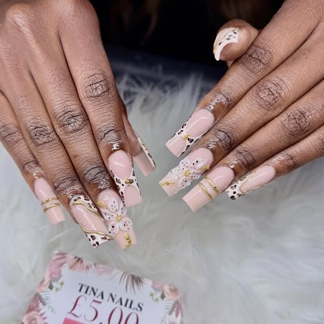 Long square nail art 9